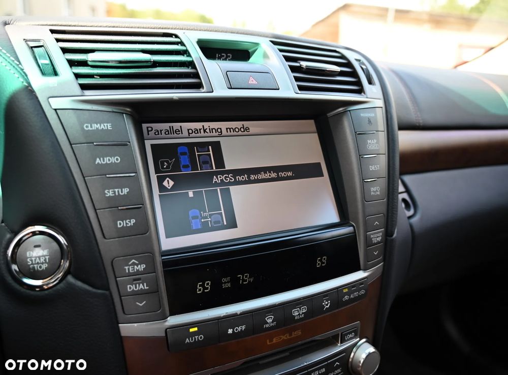 Lexus LS - 30