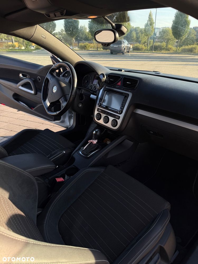 Volkswagen Scirocco 2.0 TSI DSG - 15