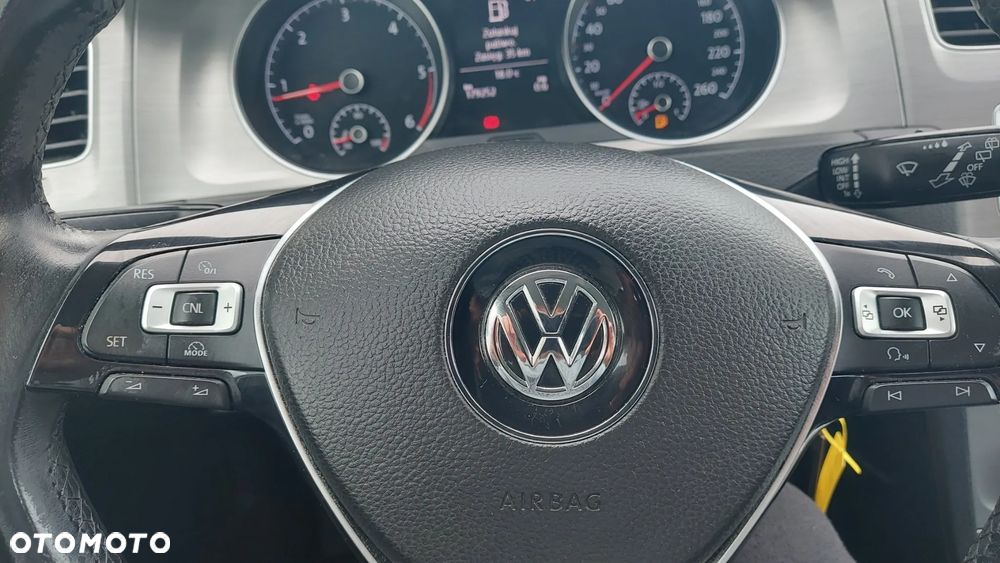Volkswagen Golf 1.6 TDI BMT Highline - 16