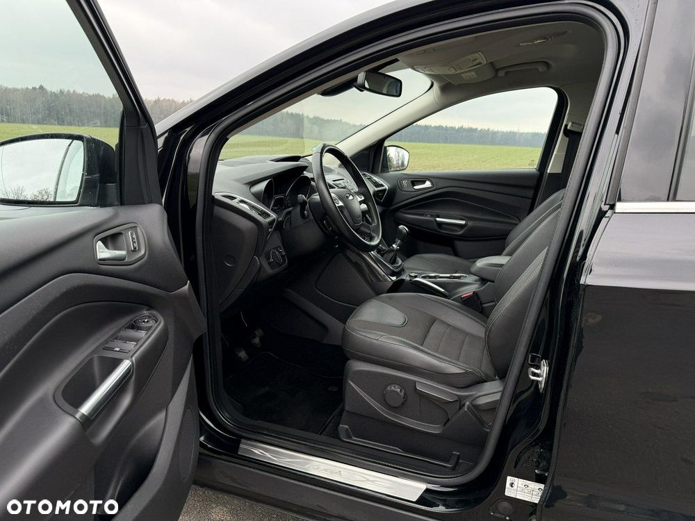 Ford Kuga 2.0 TDCi 4x2 Titanium - 21