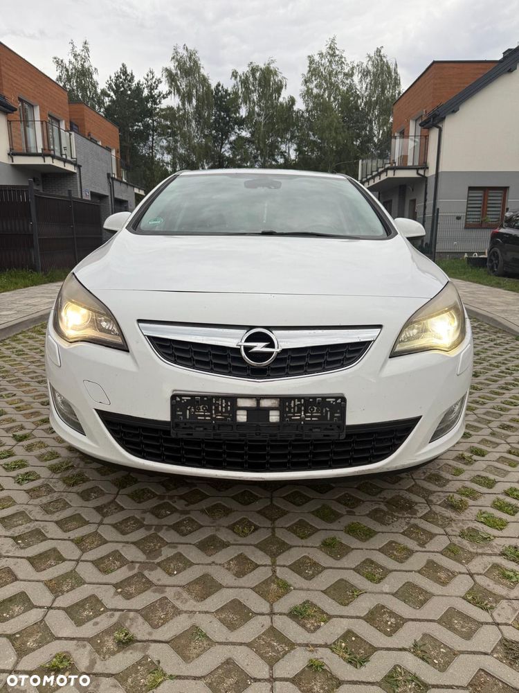 Opel Astra 2.0 CDTI Cosmo - 7