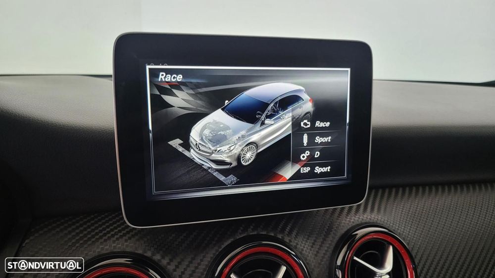 Mercedes-Benz A 45 AMG 4Matic Speedshift 7G-DCT - 29