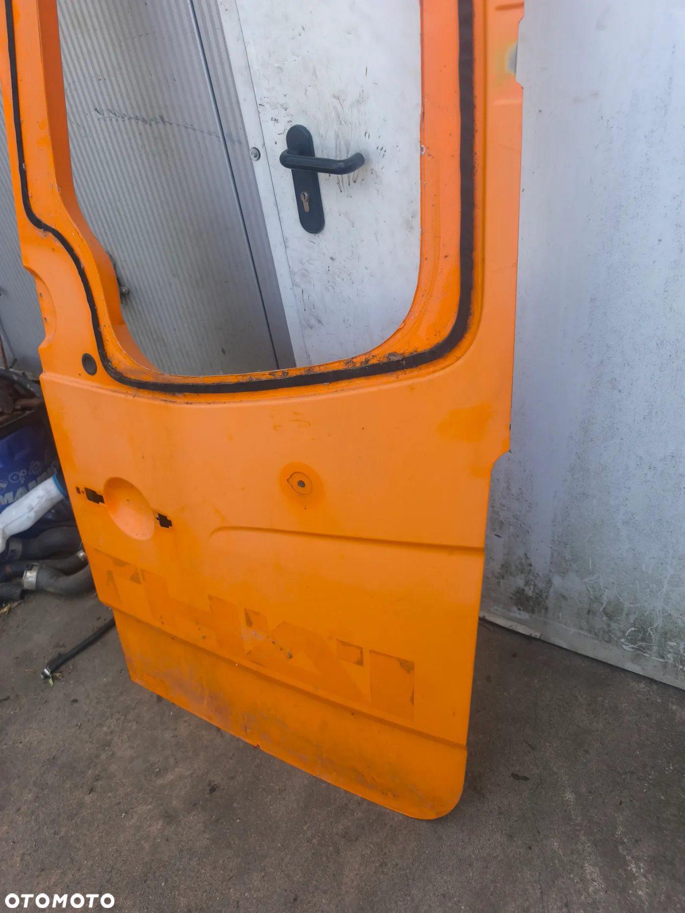 Drzwi tył tylne prawe Mercedes-Benz Sprinter w906 Crafter niskie H1 - 2