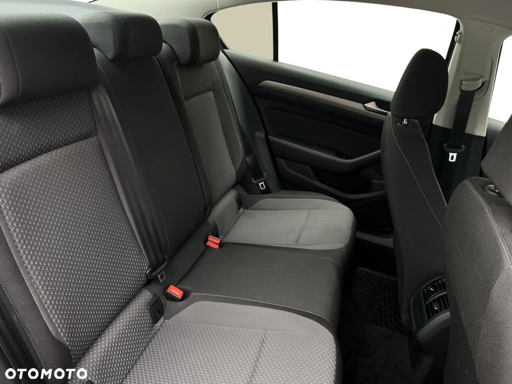 Volkswagen Passat 2.0 TDI EVO Essence - 30