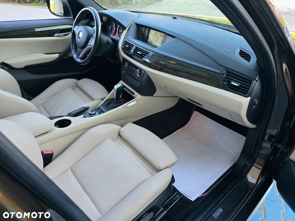 BMW X1 xDrive20d - 32