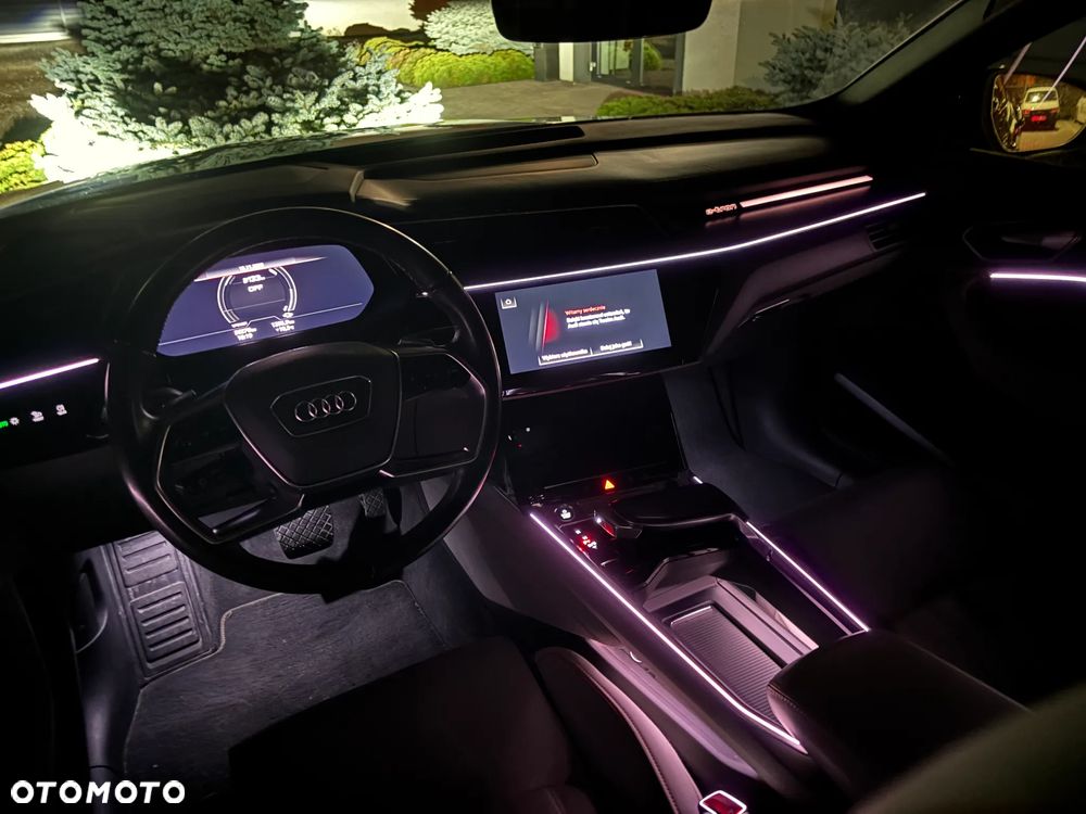 Audi e-tron 55 Quattro S line - 11