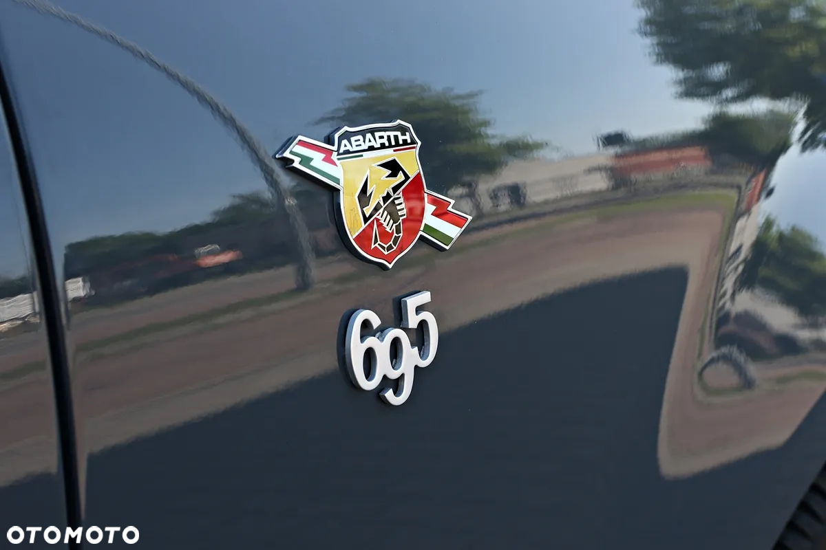 Abarth 500 695 1.4 T-Jet 16v XSR Yamaha - 15