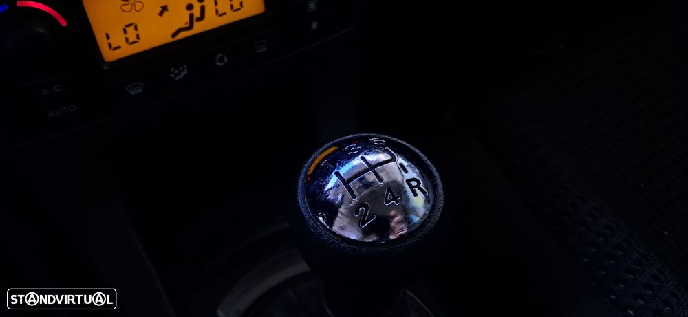 Citroën C4 1.6 HDi 110 SX - 8