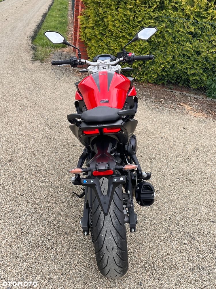 VOGE 500R - 8