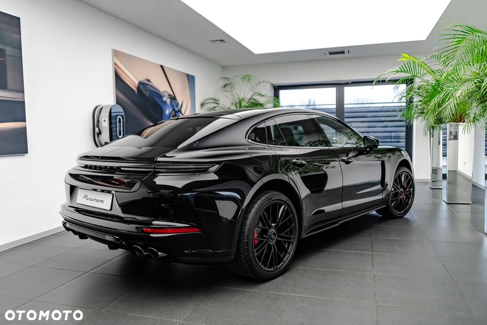 Porsche Panamera - 24