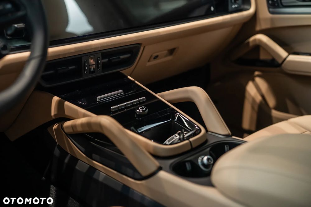 Porsche Cayenne Black Edition - 23