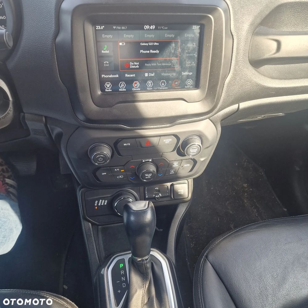 Jeep Renegade - 12