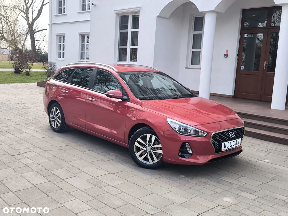 Hyundai i30 blue Kombi 1.6 CRDi Style - 11