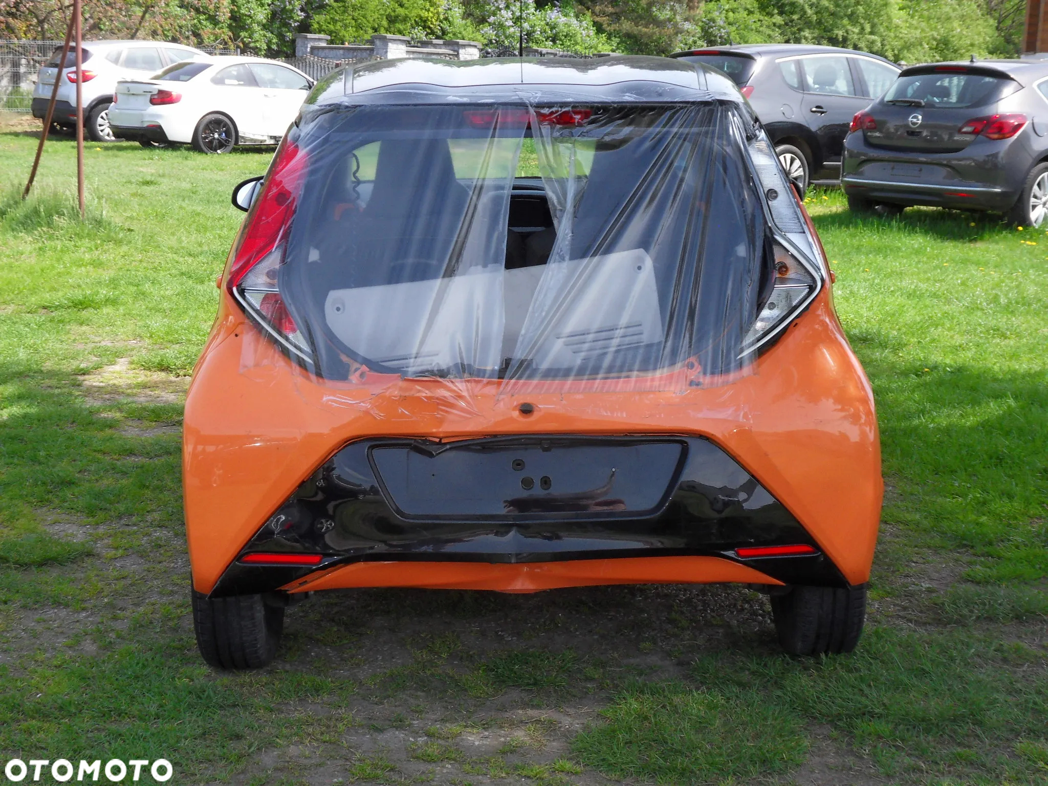 Toyota Aygo x-play connect - 4