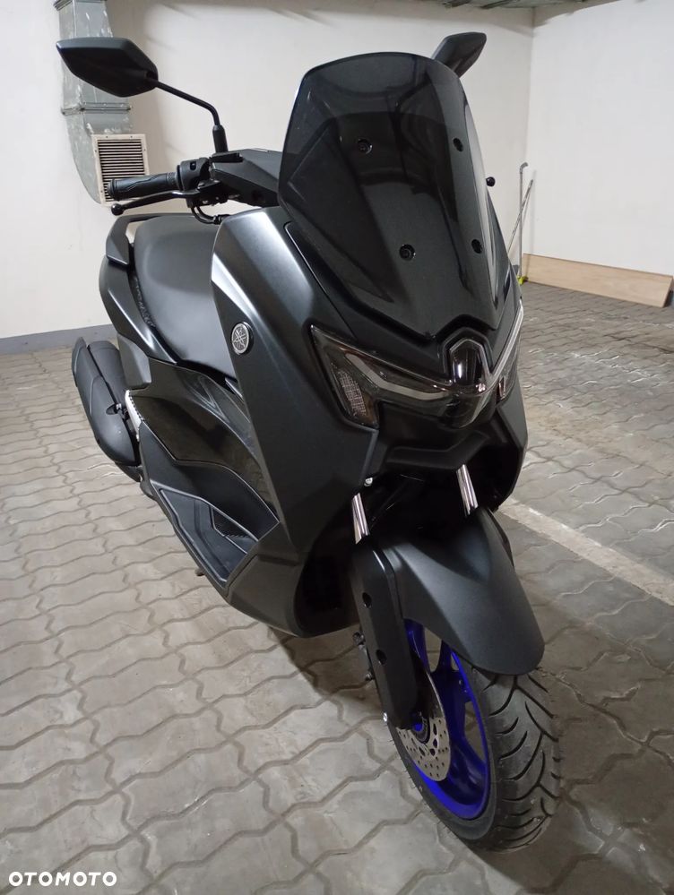Yamaha NMAX - 4