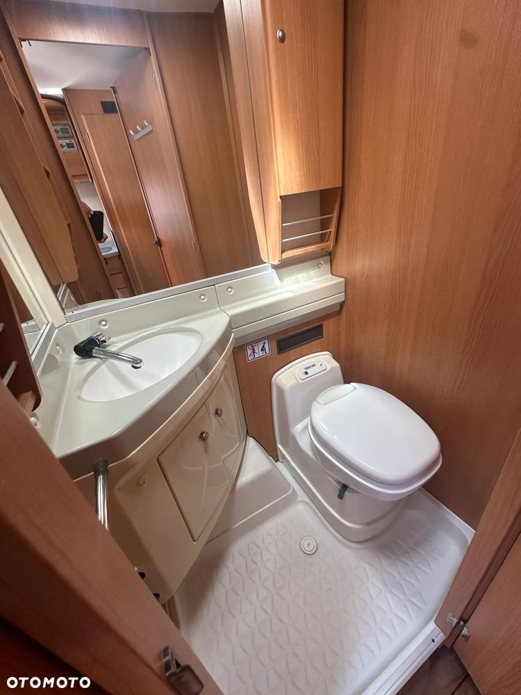 Kabe CABBY 650+ z napędem, ALDE i łóżkiem piętrowym. 4-6 os. - 18