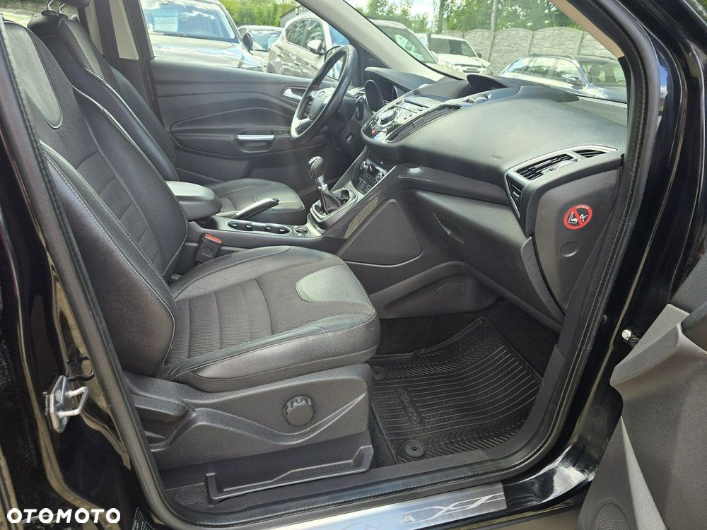 Ford Kuga 2.0 TDCi AWD Titanium - 9