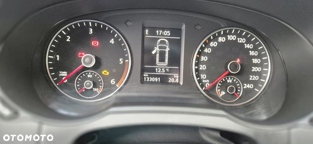 Volkswagen Sharan 2.0 TDI (BlueMotion Technology) Comfortline - 17