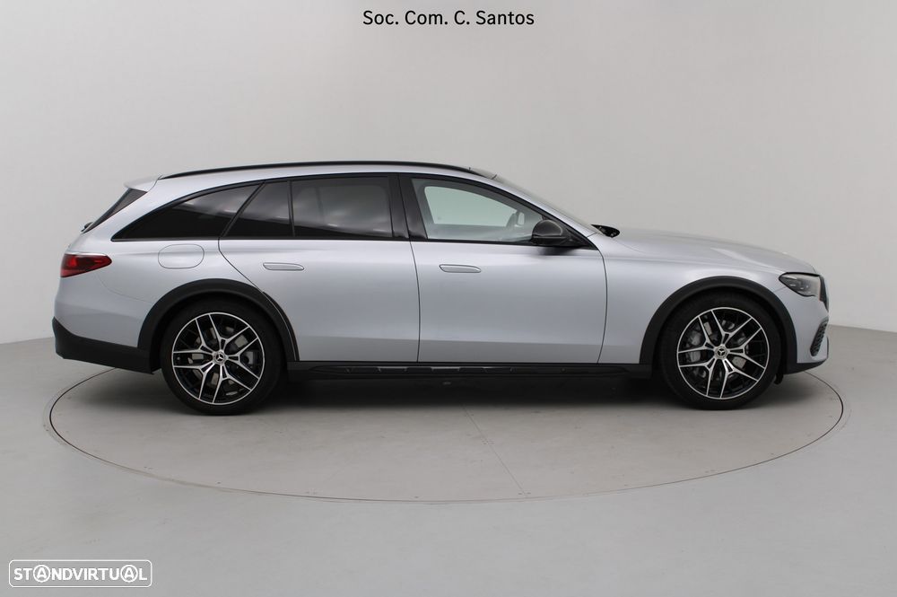 Mercedes-Benz E 300 2024 photo 4