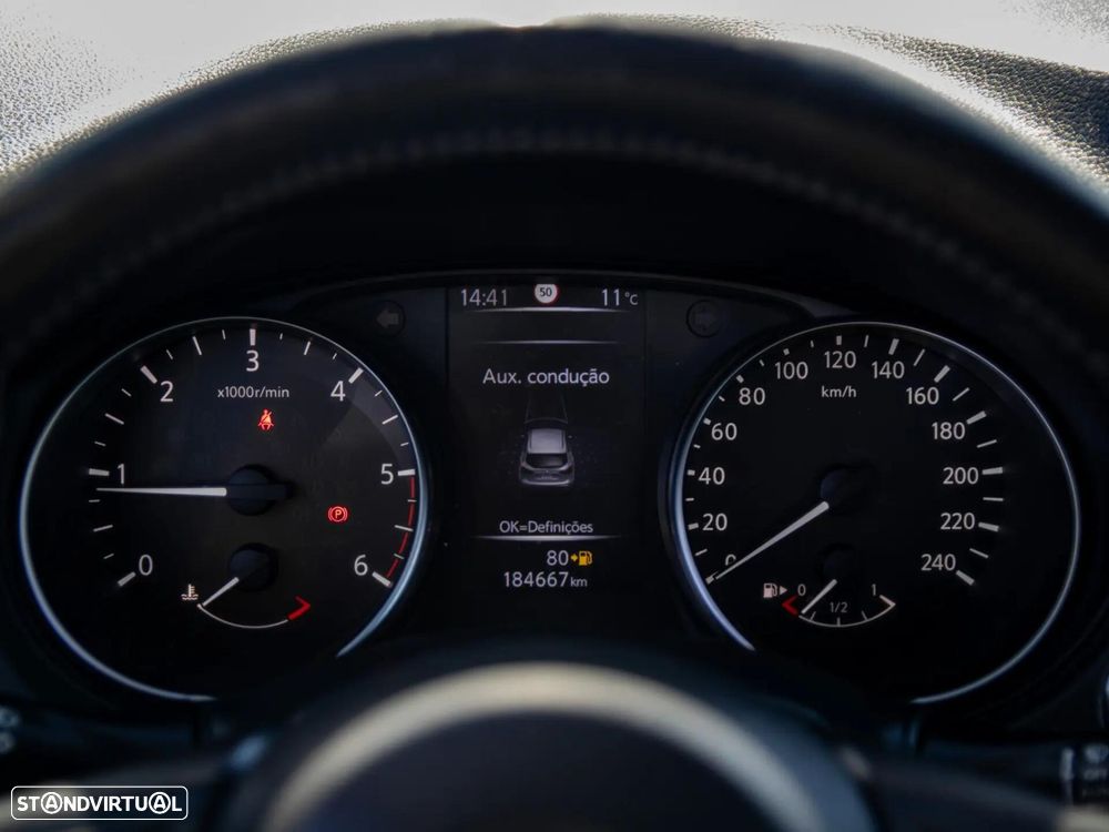 Nissan Qashqai 1.5 dCi N-Connecta 18 - 23