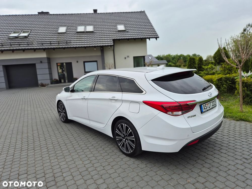 Hyundai i40 Kombi 1.7 CRDi DCT Premium - 15