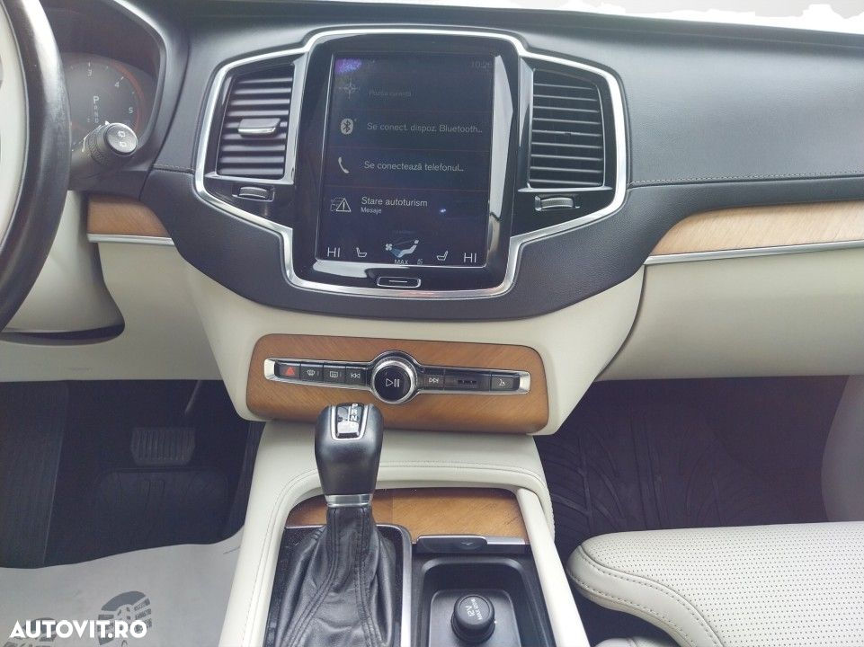 Volvo XC 90 - 15