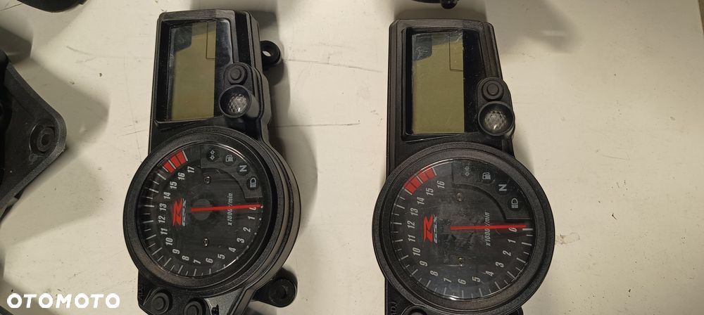 SUZUKI GSXF 1250 650  GSXR BANDIT LICZNIK ZEGARY - 19