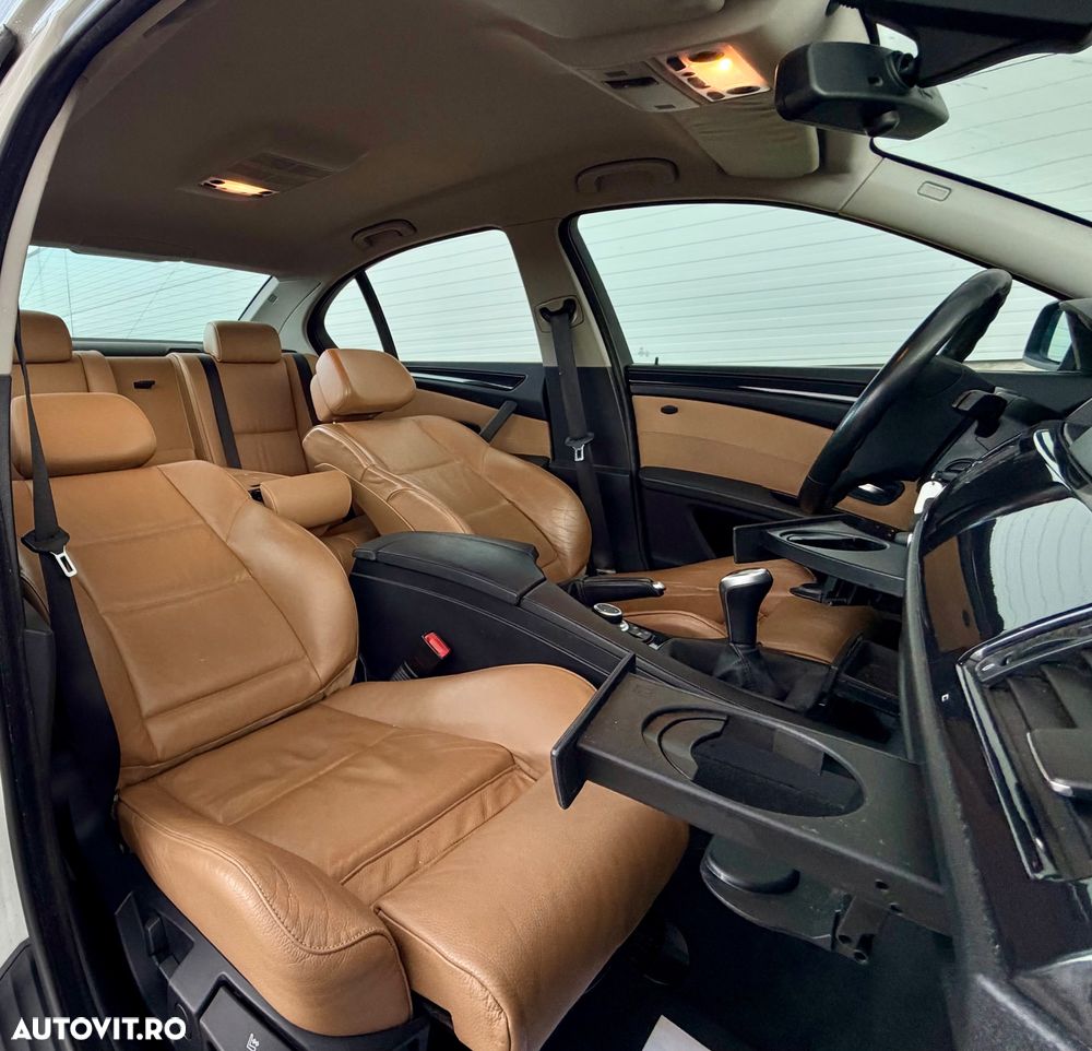 BMW Seria 5 520d Edition Exclusive - 11