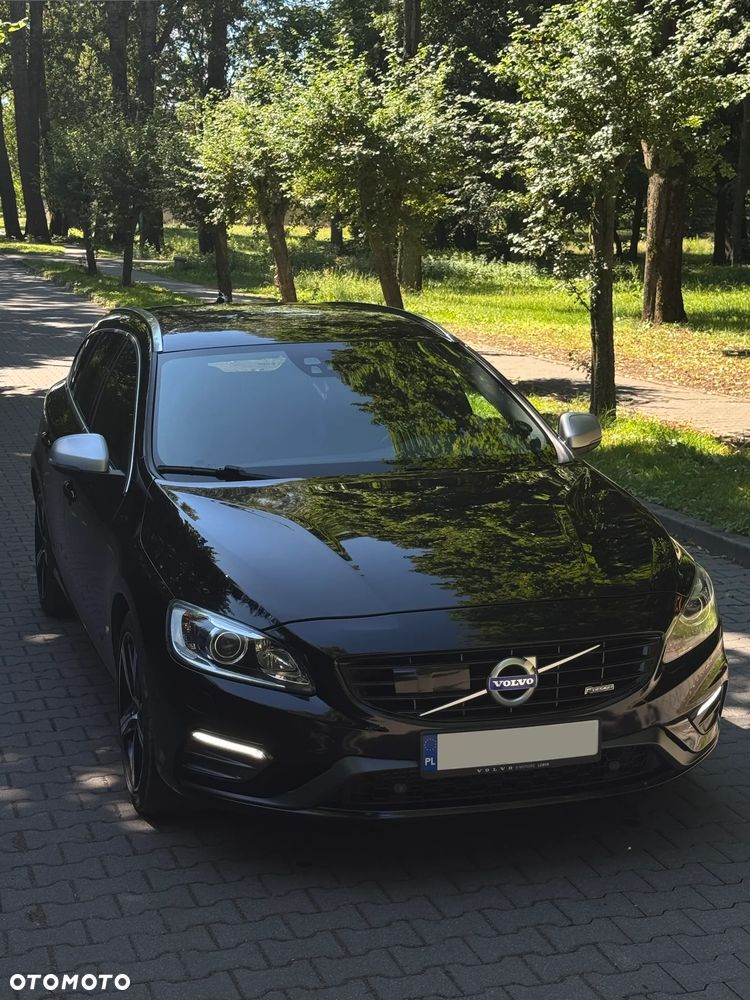 Volvo V60 T4 R-Design - 9