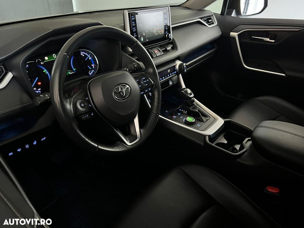 Toyota RAV4 2.5 VVT-iE 4x4 Luxury - 8