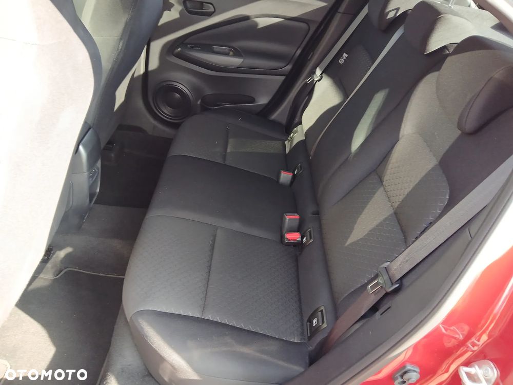 Nissan Juke 1.0 DIG-T Acenta - 11