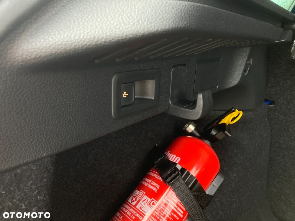 Skoda Kamiq 1.5 TSI Monte Carlo DSG - 20