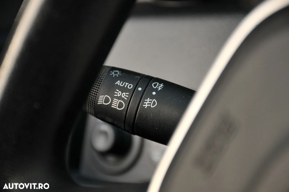 Dacia Duster TCe 90 Essential - 21