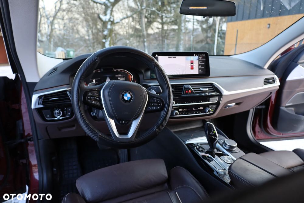 BMW Seria 6 ver-630d-xdrive-mhev-luxury-line - 14