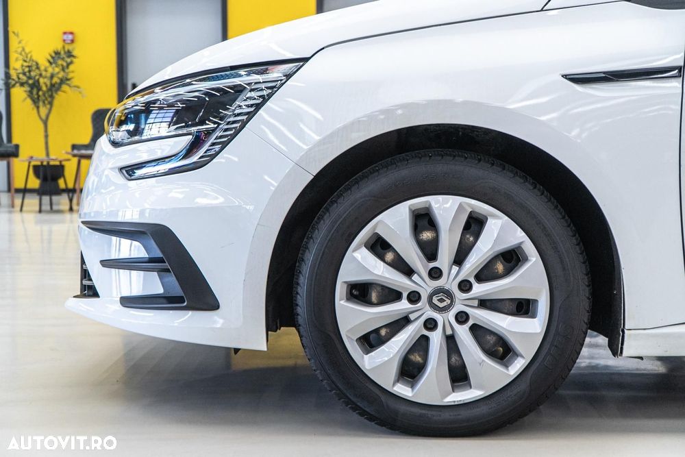 Renault Megane TCE 114 GPF Zen - 41