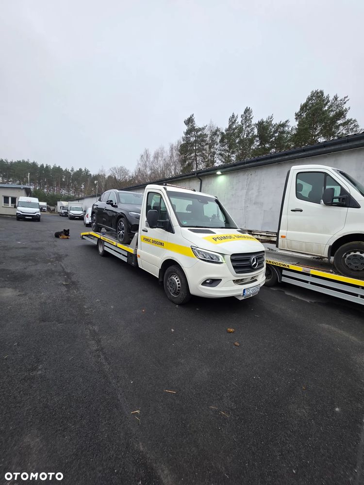 Mercedes-Benz Sprinter 519 - 16