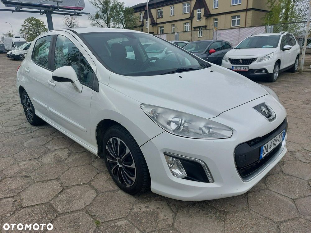 Peugeot 308 - 1