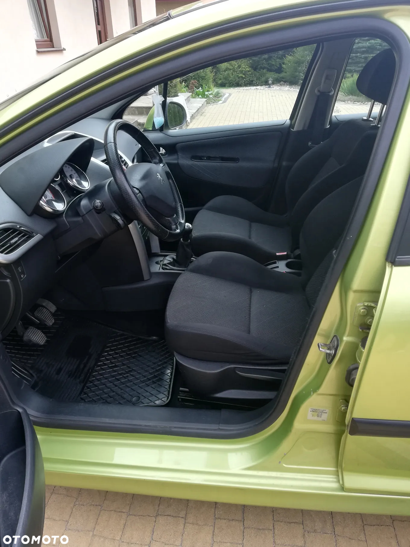 Peugeot 207 1.6 HDi Trendy - 9