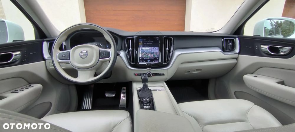 Volvo XC 60 T5 Geartronic Momentum Pro - 6