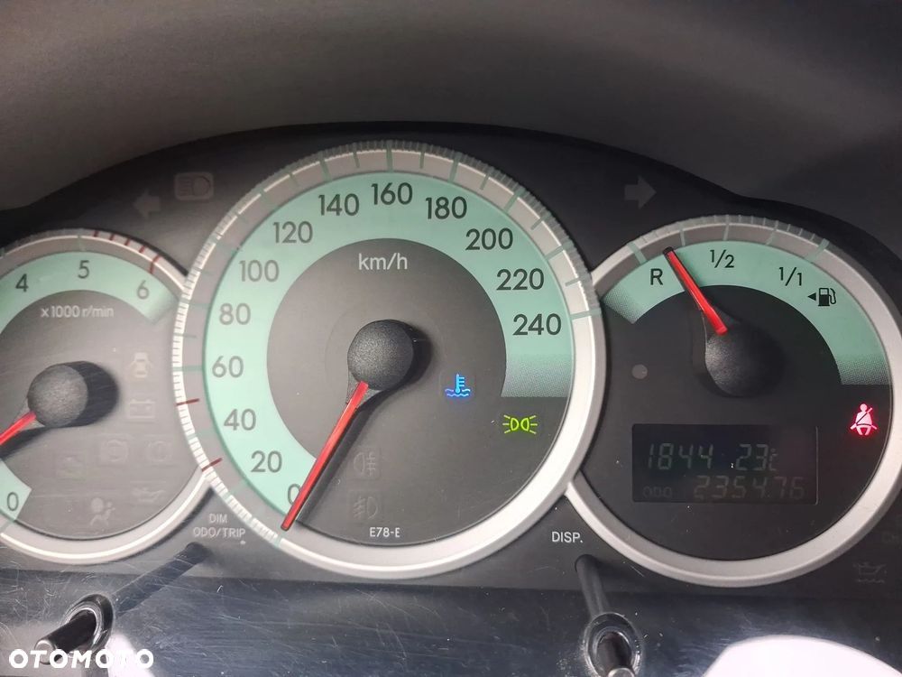 Toyota Corolla Verso 2.2 D-4D Premium + 7os - 14