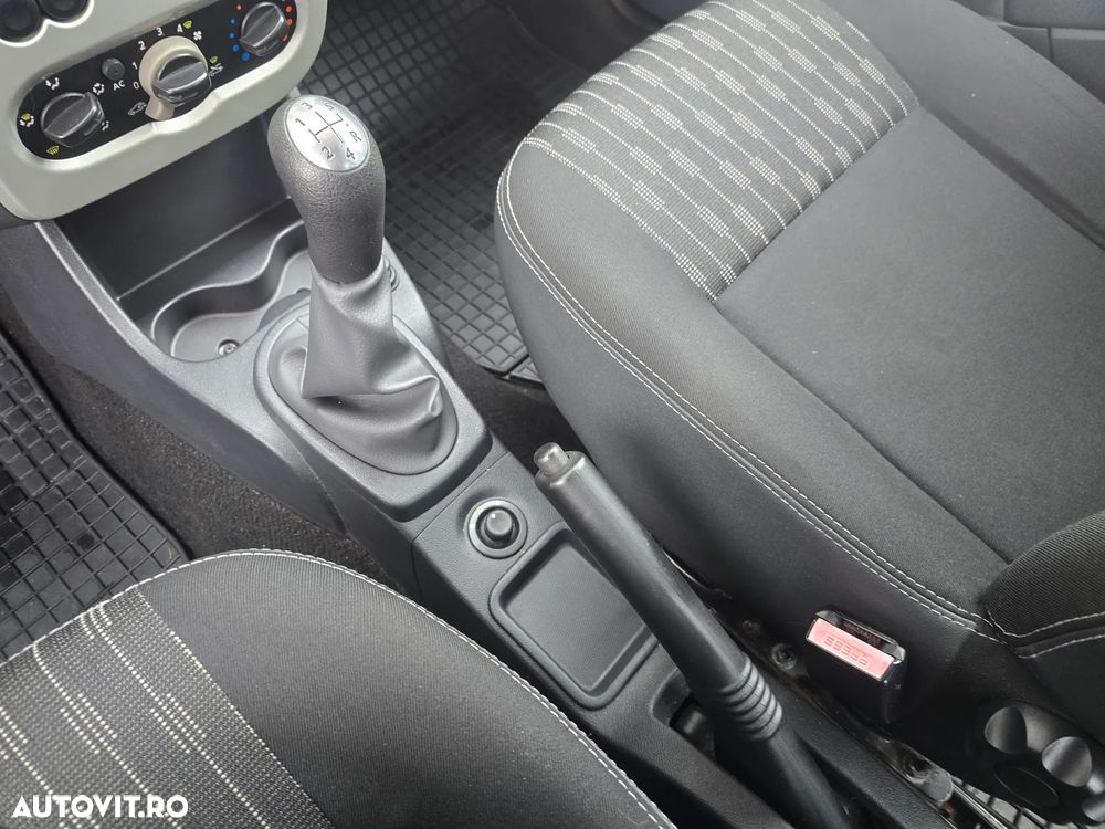 Dacia Logan - 15