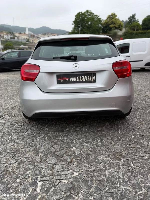 Mercedes-Benz A 160 d Style - 4