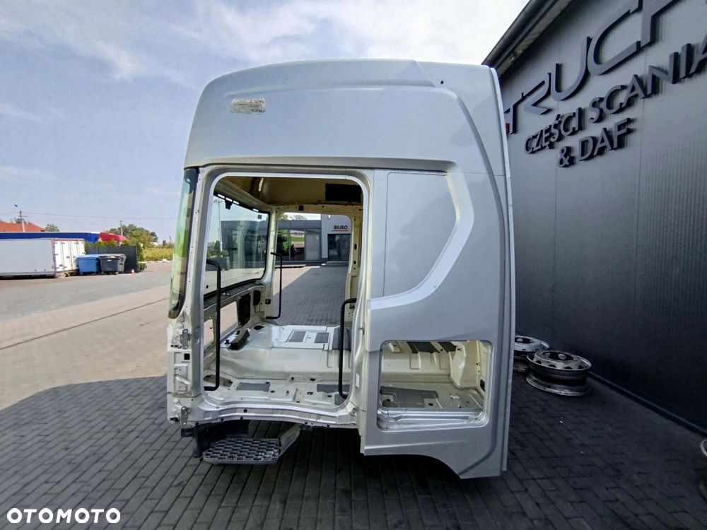 KABINA GOŁA SCANIA R NTG - 3