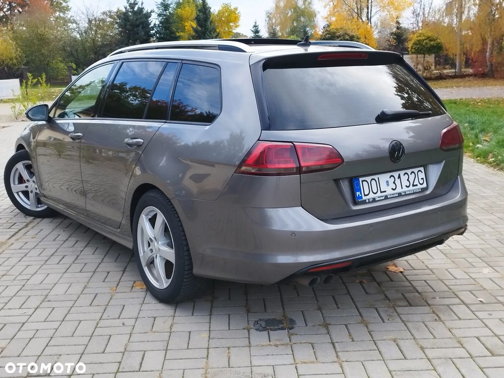 Volkswagen Golf - 4