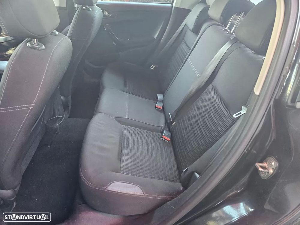 Peugeot 208 1.6 e-HDi Allure - 7
