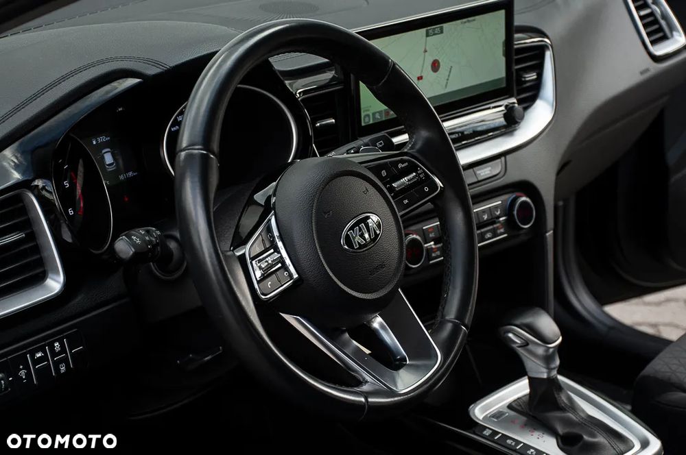 Kia Ceed 1.6 CRDi Eco-Dynamics+(48V Mild-Hybr.) DCT7 Spirit - 22