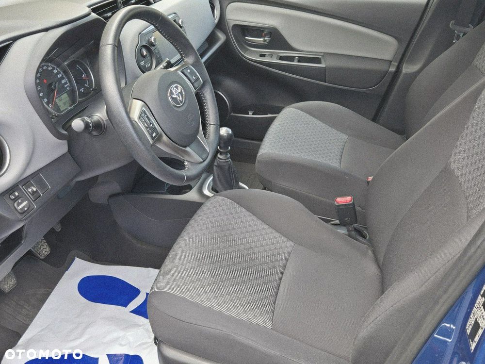 Toyota Yaris 1.33 Premium - 11