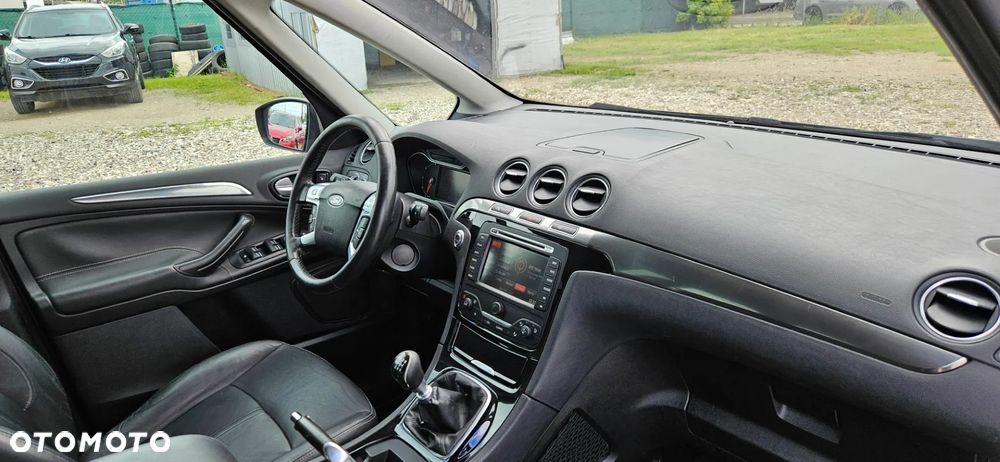Ford Galaxy 2.0 TDCi Titanium - 24