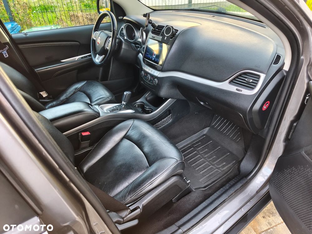 Fiat Freemont 2.0 Multijet Lounge AWD - 27