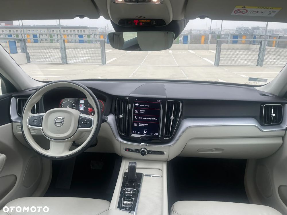 Volvo XC 60 B5 D AWD Inscription - 26